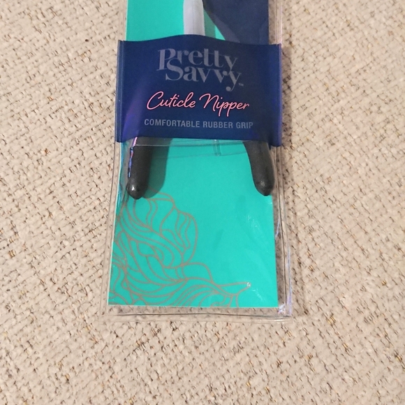 Pretty Savvy Cuticle Nipper. New in original packaging - Picture 3 of 9